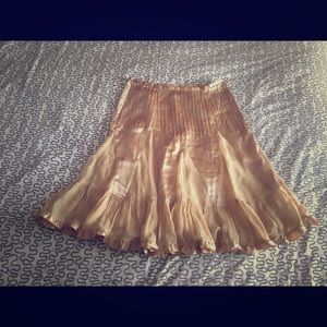 Banana Republic - sz 4 - silk flare skirt